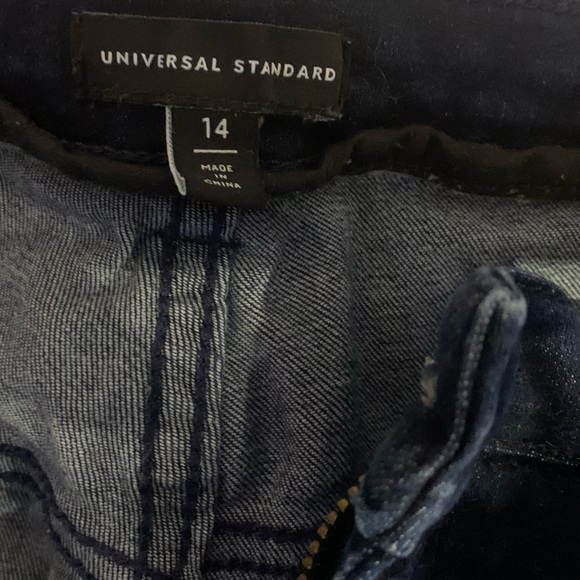 Universal Standard dark indigo skinny jeans - Picture 3 of 4